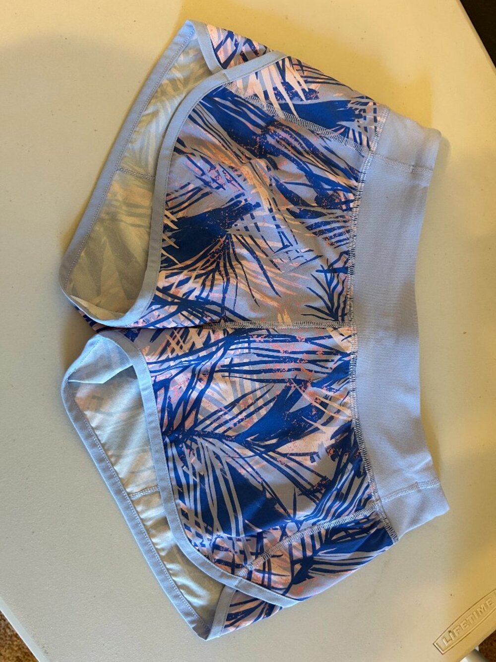 Ivivva Girls' athletic shorts 14/16